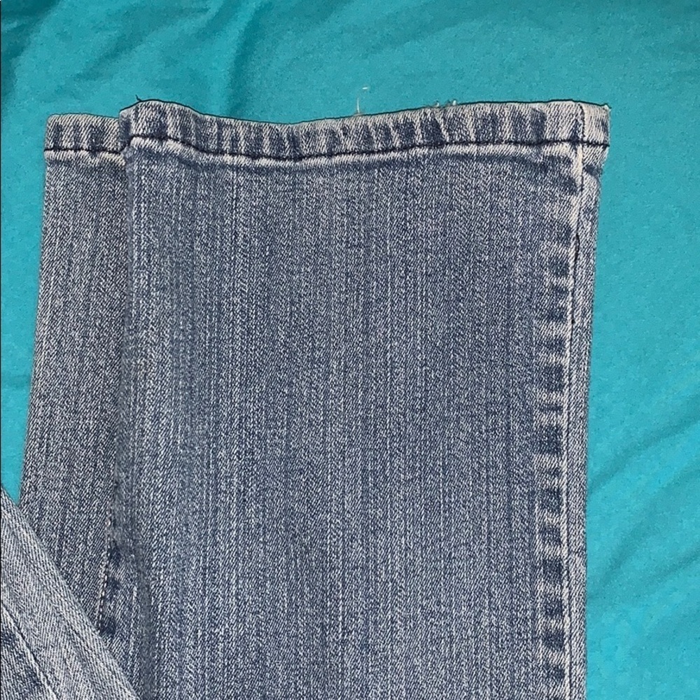 Light wash stretchy jeans 11 - Picture 2 of 9